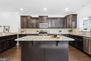 7120 Beaumont Place, Hanover, MD 21076 - Photo 5