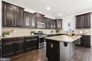7120 Beaumont Place, Hanover, MD 21076 - Photo 11