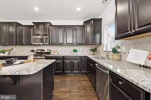 7120 Beaumont Place, Hanover, MD 21076 - Photo 7