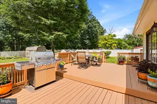 13165 Deanmar Dr, Highland, MD 20777 - Photo 7
