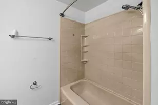 10577 Twin Rivers Rd, Columbia, MD 21044 - Photo 19