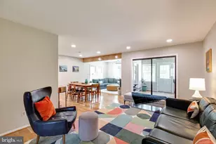 10037 Century Dr, Ellicott City, MD 21042 - Photo 9