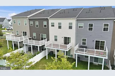8004 Quail Rise Ln, Laurel, MD 20723 - Photo 9
