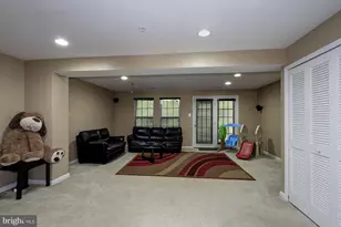 7055 Oak Grove Way, Elkridge, MD 21075 - Photo 5