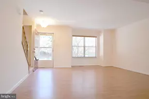 8625 Andrew Ellicott Ct, Ellicott City, MD 21043 - Photo 3