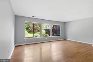 5538 Vantage Point Rd, Columbia, MD 21044 - Photo 11