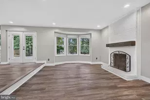 10900 Harmel Dr, Columbia, MD 21044 - Photo 15