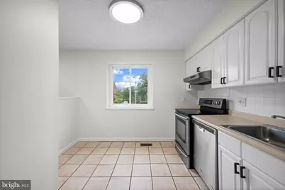 5877 Critter Court #7-04, Elkridge, MD 21075 - Photo 11