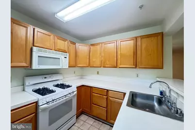 9151 Gracious End Court #203, Columbia, MD 21046 - Photo 7