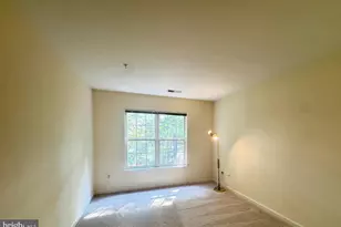 9151 Gracious End Ct, Columbia, MD 21046 - Photo 11