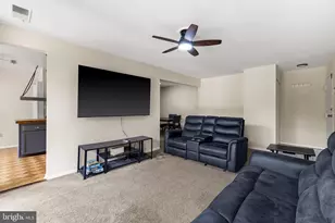 8721 Hayshed Ln, Columbia, MD 21045 - Photo 7