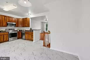 9457 Birdhouse Cir, Columbia, MD 21046 - Photo 23