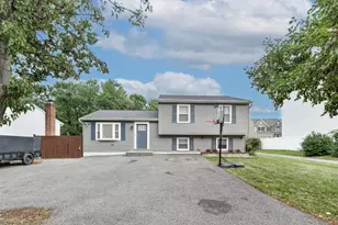 10124 Stansfield Rd, Laurel, MD 20723 - Photo 1