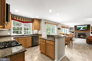 2710 Dunleer Rd, Ellicott City, MD 21042 - Photo 23