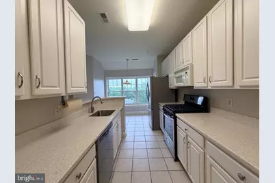 2100 Ganton Green #B-304, Woodstock, MD 21163 - Photo 7