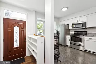 9525 Clocktower Ln, Columbia, MD 21046 - Photo 3