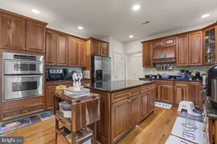 11490 Homewood Rd, Ellicott City, MD 21042 - Photo 9