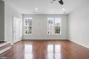 8621 Enoch Pratt Dr, Ellicott City, MD 21043 - Photo 5