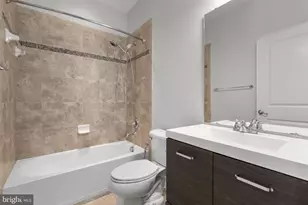 8621 Enoch Pratt Dr, Ellicott City, MD 21043 - Photo 23