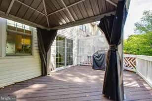 5766 Goldfinch Ct, Ellicott City, MD 21043 - Photo 37