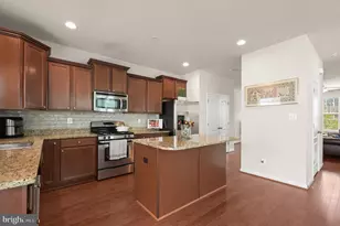 7811 Quidditch Ln, Elkridge, MD 21075 - Photo 19