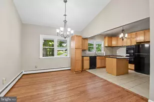 10206 Green Clover Ct, Ellicott City, MD 21042 - Photo 7