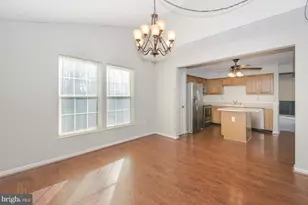 8731 Castlerock Ct, Laurel, MD 20723 - Photo 3