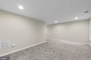 7465 Swan Point Way, Columbia, MD 21045 - Photo 27