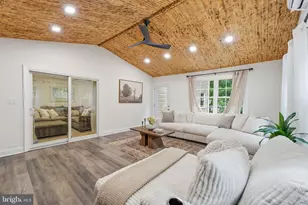 9521 Pamplona Rd, Columbia, MD 21045 - Photo 23