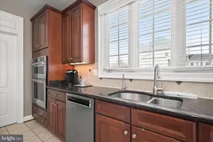 11229 Kinsale Ct, Ellicott City, MD 21042 - Photo 17