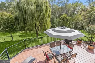 11229 Kinsale Ct, Ellicott City, MD 21042 - Photo 5