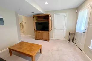 9453 Birdhouse Cir, Columbia, MD 21046 - Photo 11