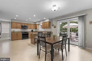 2859 Country Ln, Ellicott City, MD 21042 - Photo 3