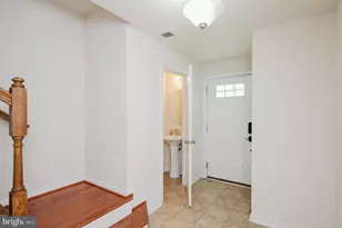 8607 Enoch Pratt Dr, Ellicott City, MD 21043 - Photo 5