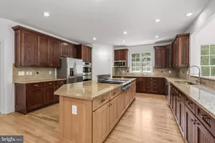 11546 Fox River Dr, Ellicott City, MD 21042 - Photo 15
