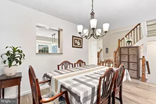 8068 Brightwood Ct, Ellicott City, MD 21043 - Photo 5