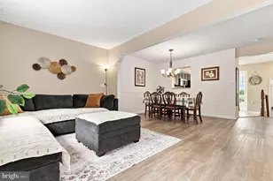 8068 Brightwood Ct, Ellicott City, MD 21043 - Photo 3