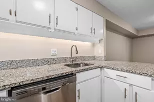 5713 Harpers Farm Rd, Columbia, MD 21044 - Photo 13