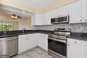 6400 Frothingham Ct, Elkridge, MD 21075 - Photo 9