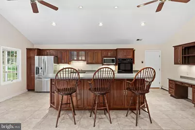10782 W Crestview Lane, Laurel, MD 20723 - Photo 9