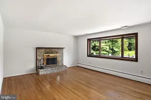 10782 W Crestview Ln, Laurel, MD 20723 - Photo 5