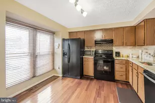 6121 Cedar Wood Dr, Columbia, MD 21044 - Photo 3