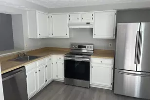 9412 Chippenham Dr, Laurel, MD 20723 - Photo 3