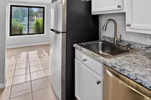 6556 Pennacook Ct, Columbia, MD 21045 - Photo 13