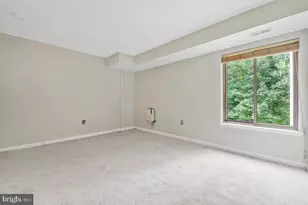 10572 Twin Rivers Rd, Columbia, MD 21044 - Photo 19