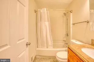 9220 Pinenut Ct, Laurel, MD 20723 - Photo 17