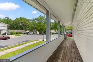 8902 Josephs Coat Ct, Jessup, MD 20794 - Photo 3
