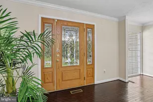 9236 Stream View Ln, Laurel, MD 20723 - Photo 3