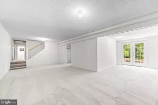 2933 Bethany Ln, Ellicott City, MD 21042 - Photo 33