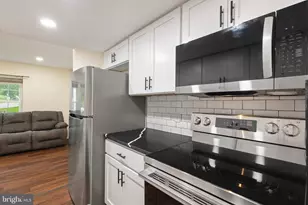 8802 Tamar Dr, Columbia, MD 21045 - Photo 9
